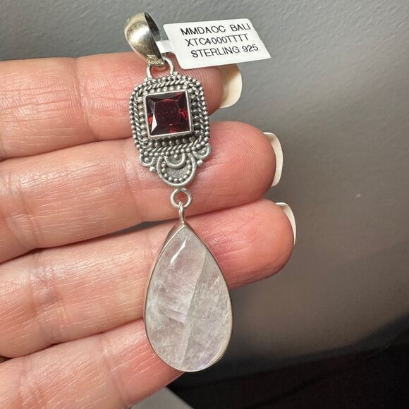 NWT Moonstone Cabochon and faceted Garnet in Bali Sterling Silver pendant! - Picture 10 of 11